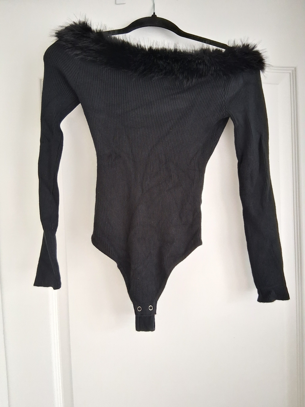 Sweet Rain Black Off-Shoulder Faux Fur Trim Ribbed Bodysuit Sweater